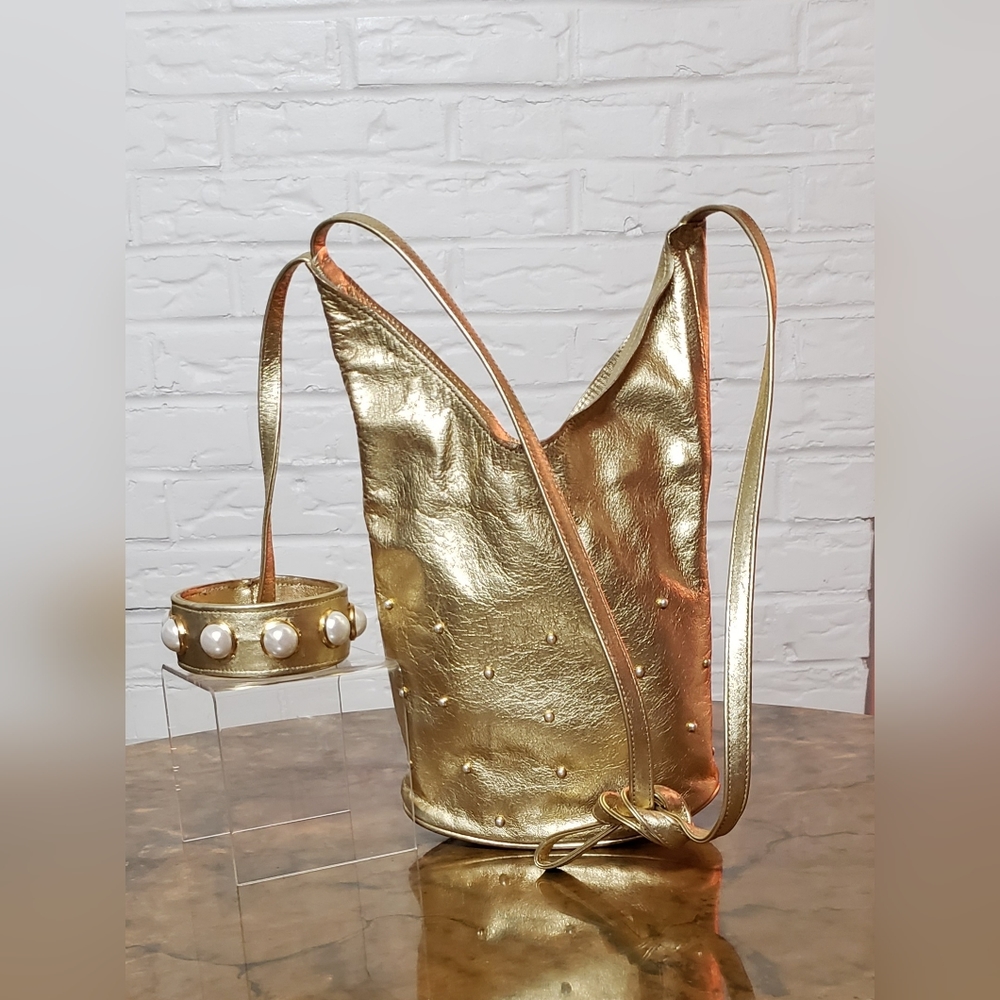 MAXX NEW YORK | Metallic Gold Bucket Bag